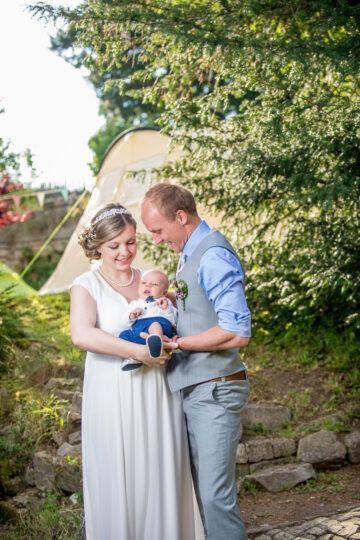 Schepi - your passionate wedding photographer from Römerberg. With a keen sense for the perfect moment, I capture the magic of your wedding in the Rhine-Neckar region and worldwide. Discover authentic and emotional shots that will capture your love for eternity. Let yourself be accompanied by a professional who recognizes and captures the beauty in every moment.